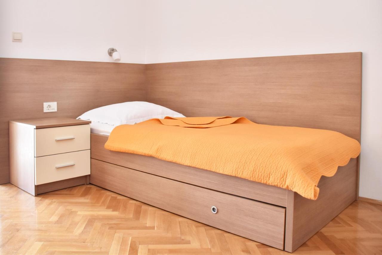Apartments Stone Tucepi Ngoại thất bức ảnh
