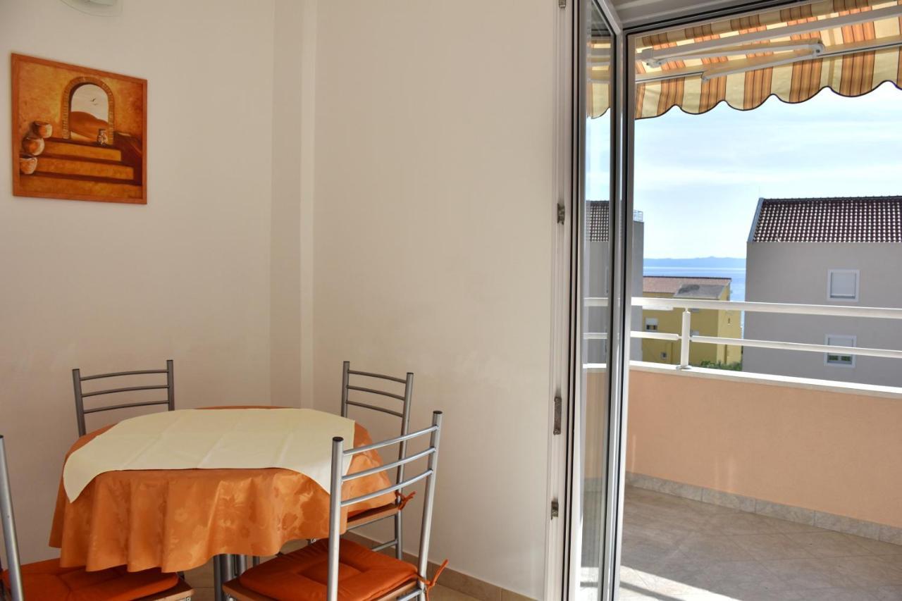 Apartments Stone Tucepi Ngoại thất bức ảnh