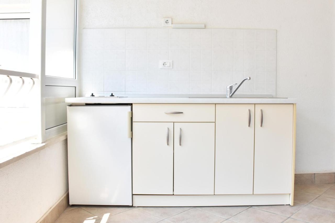Apartments Stone Tucepi Ngoại thất bức ảnh