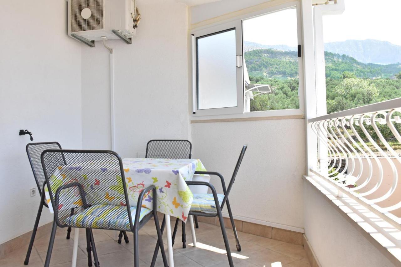 Apartments Stone Tucepi Ngoại thất bức ảnh