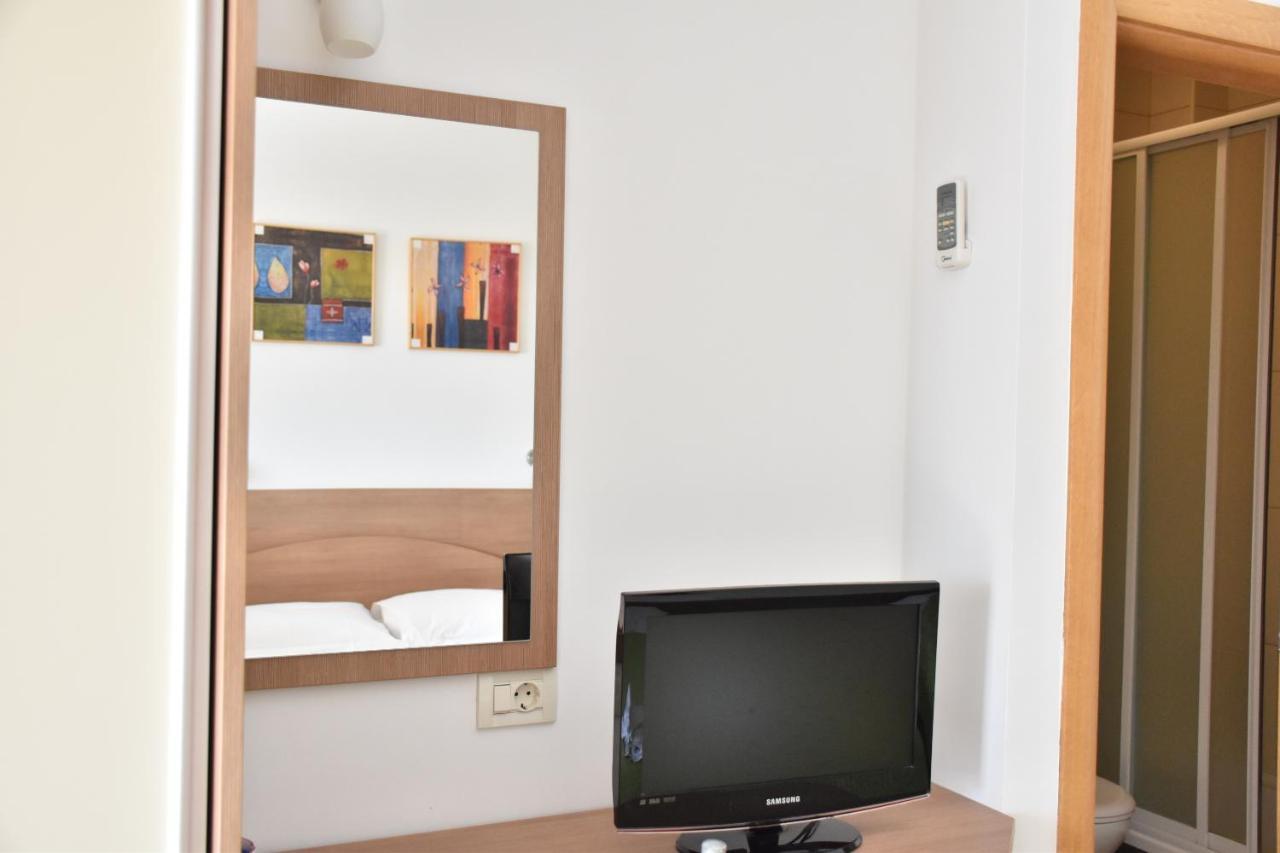 Apartments Stone Tucepi Ngoại thất bức ảnh